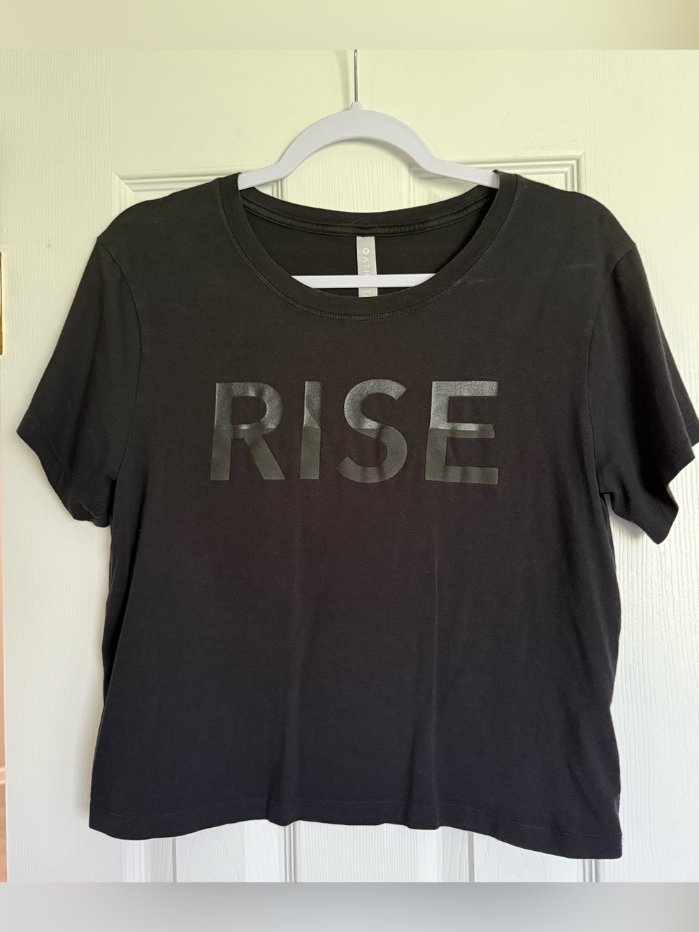 Athleta Black Rise Cropped Shirt